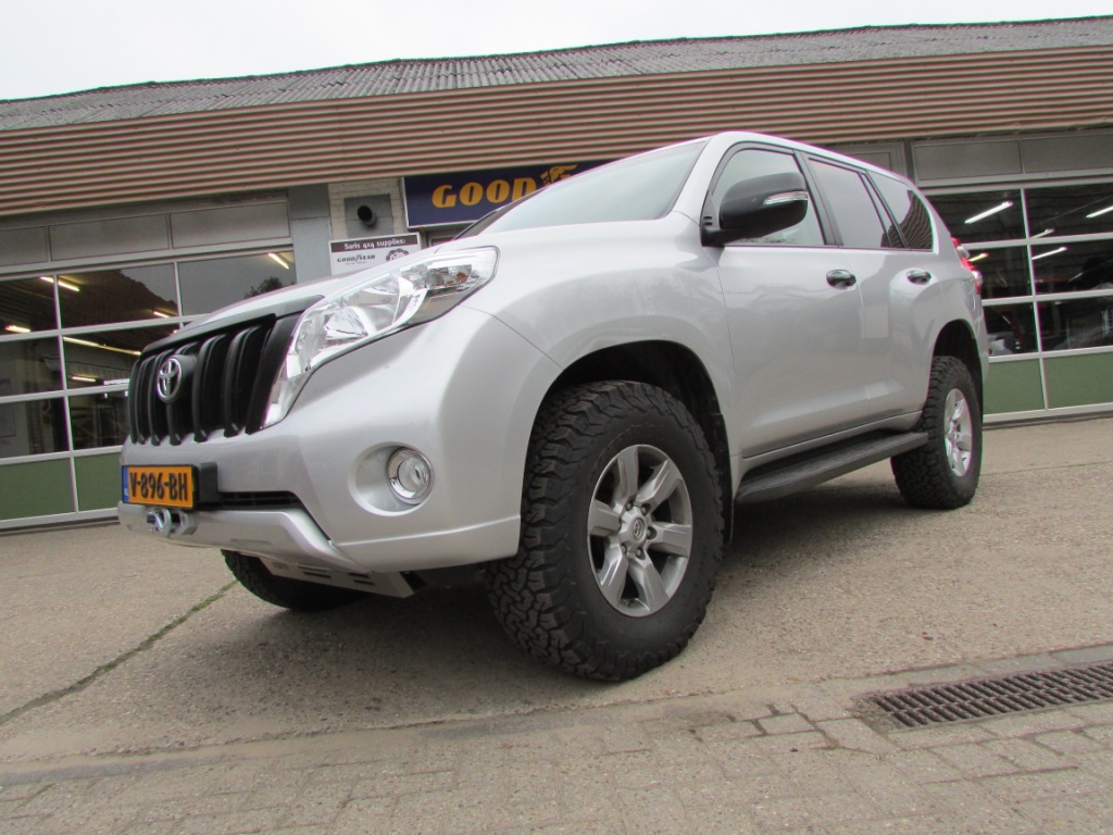 Toyota Landcruiser 150 Saris4x4