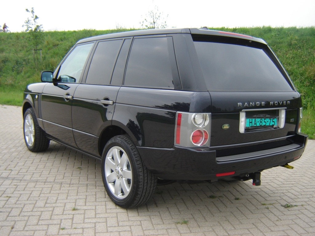 Grijze Range Rover