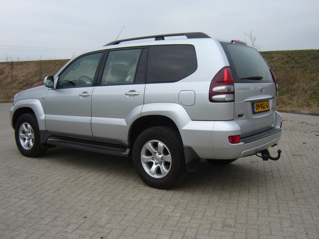 Toyota Landcruiser 120 grijs kenteken