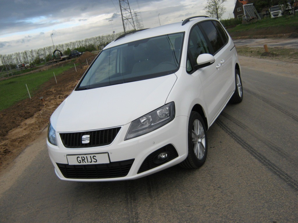 Seat Alhambra grijs kenteken