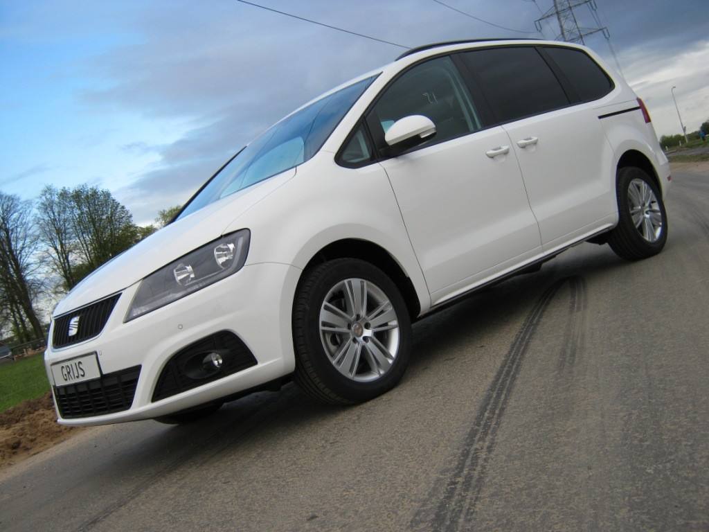 Seat Alhambra grijs kenteken