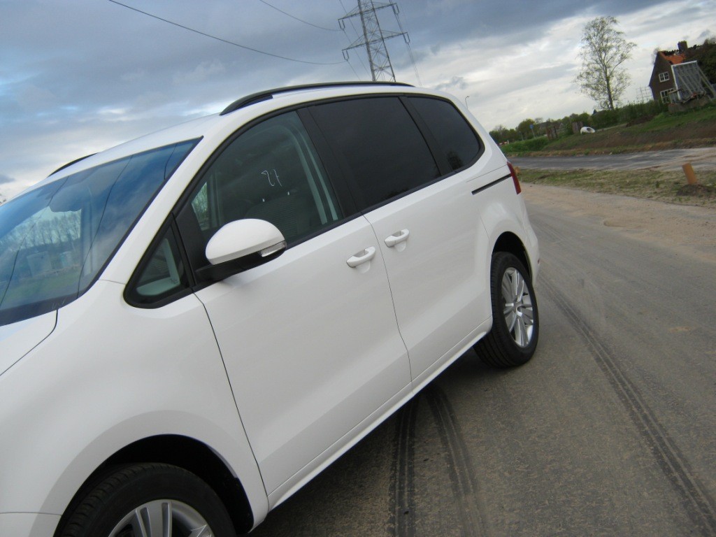 Seat Alhambra grijs kenteken