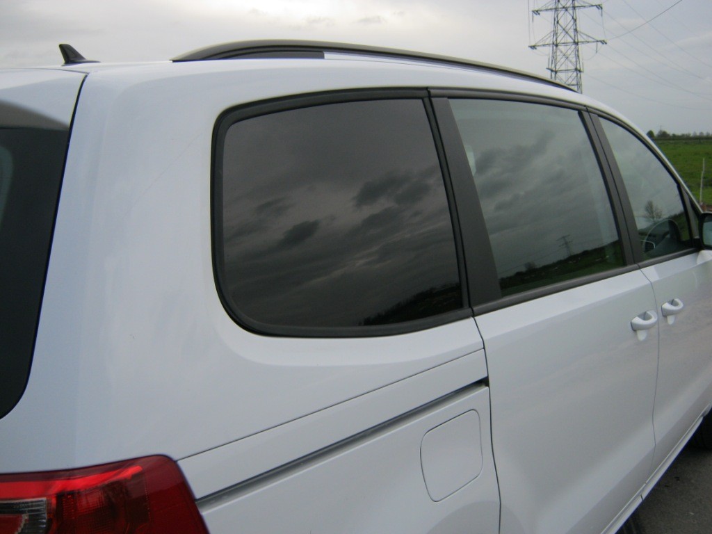 Seat Alhambra grijs kenteken