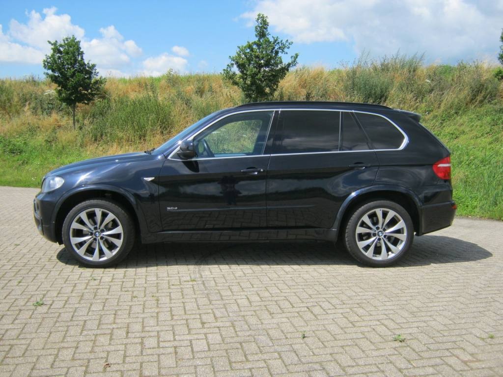 BMW X5 grijs kenteken