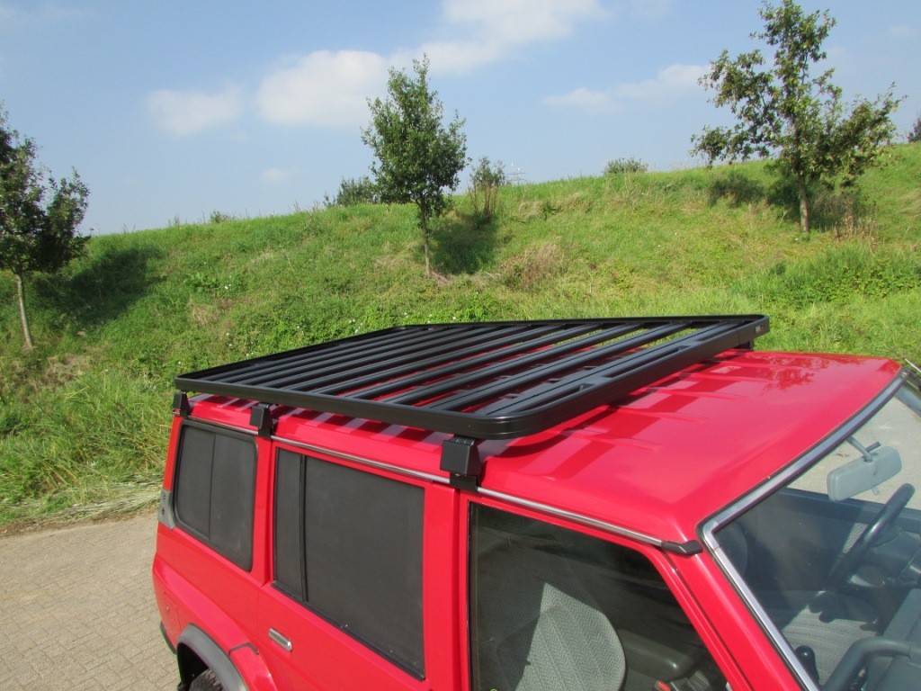 Nissan Patrol Frontrunner roofrack 