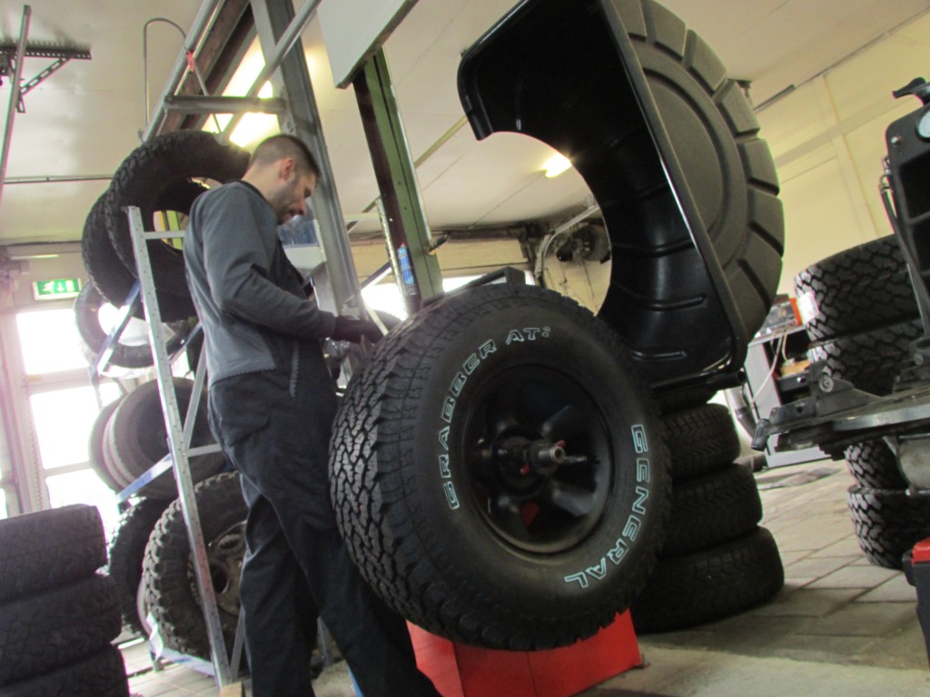 Zelfs een 315/75R16 is goed te balanceren