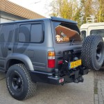 achterbumper reservewiel jerrycan