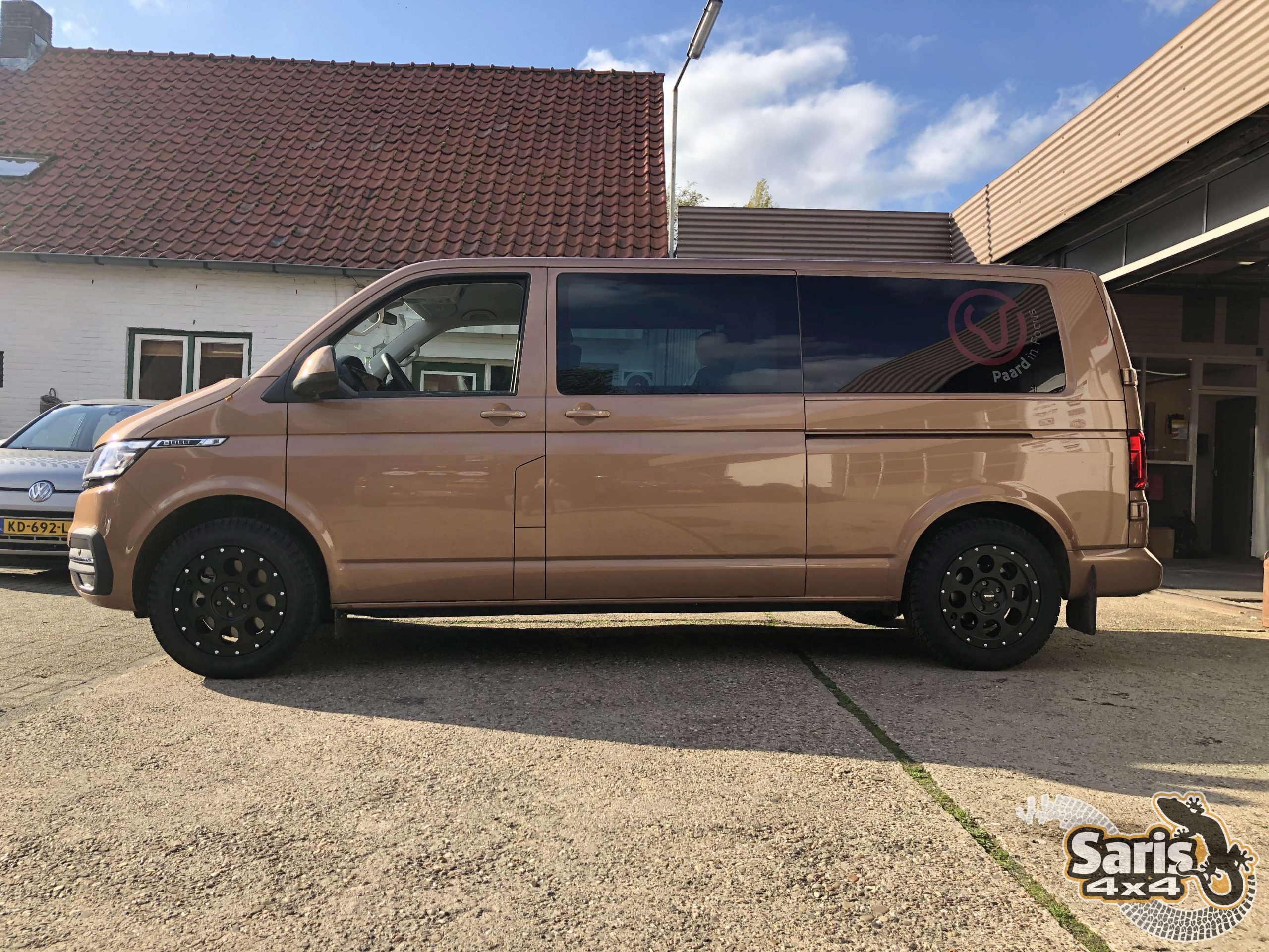 Gespecificeerd Conform paspoort All Terrain banden op Volkswagen Transporter T6 - Saris4x4